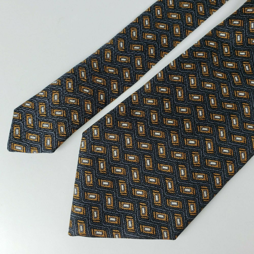 Barneys New York Italian Necktie Silk Geometric Gray Brown On Charcoal NEW - Picture 8 of 9
